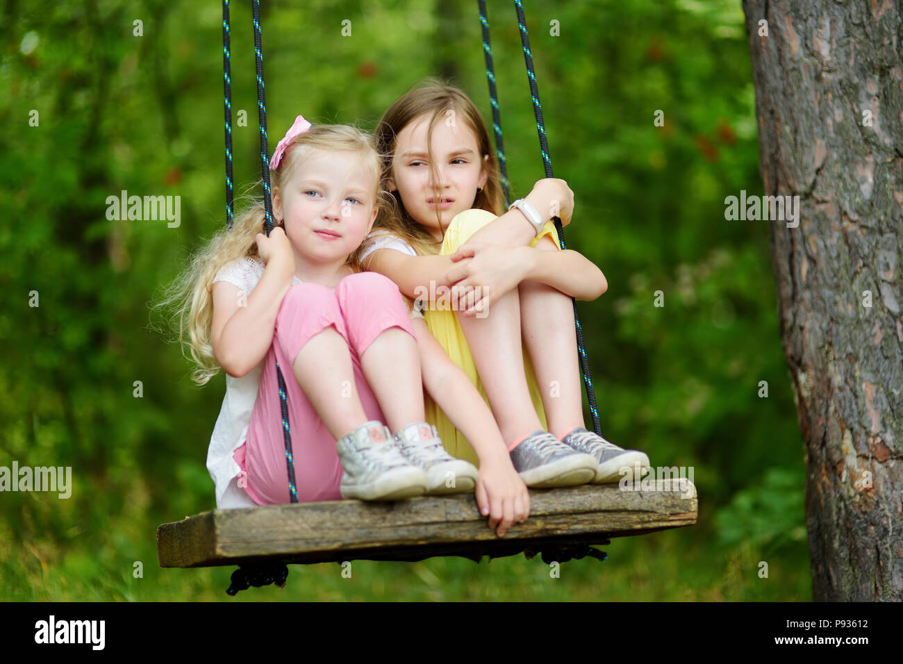 Правильная форма глагола to be. I have a mother i have a father стихотворение. Стих i ve got a mother. Two sisters. How many brothers are you have ?.