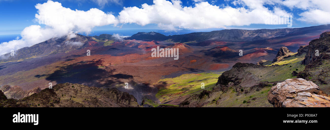 Stunning Landscape Of Haleakala Volcano Crater Taken At Kalahaku ...