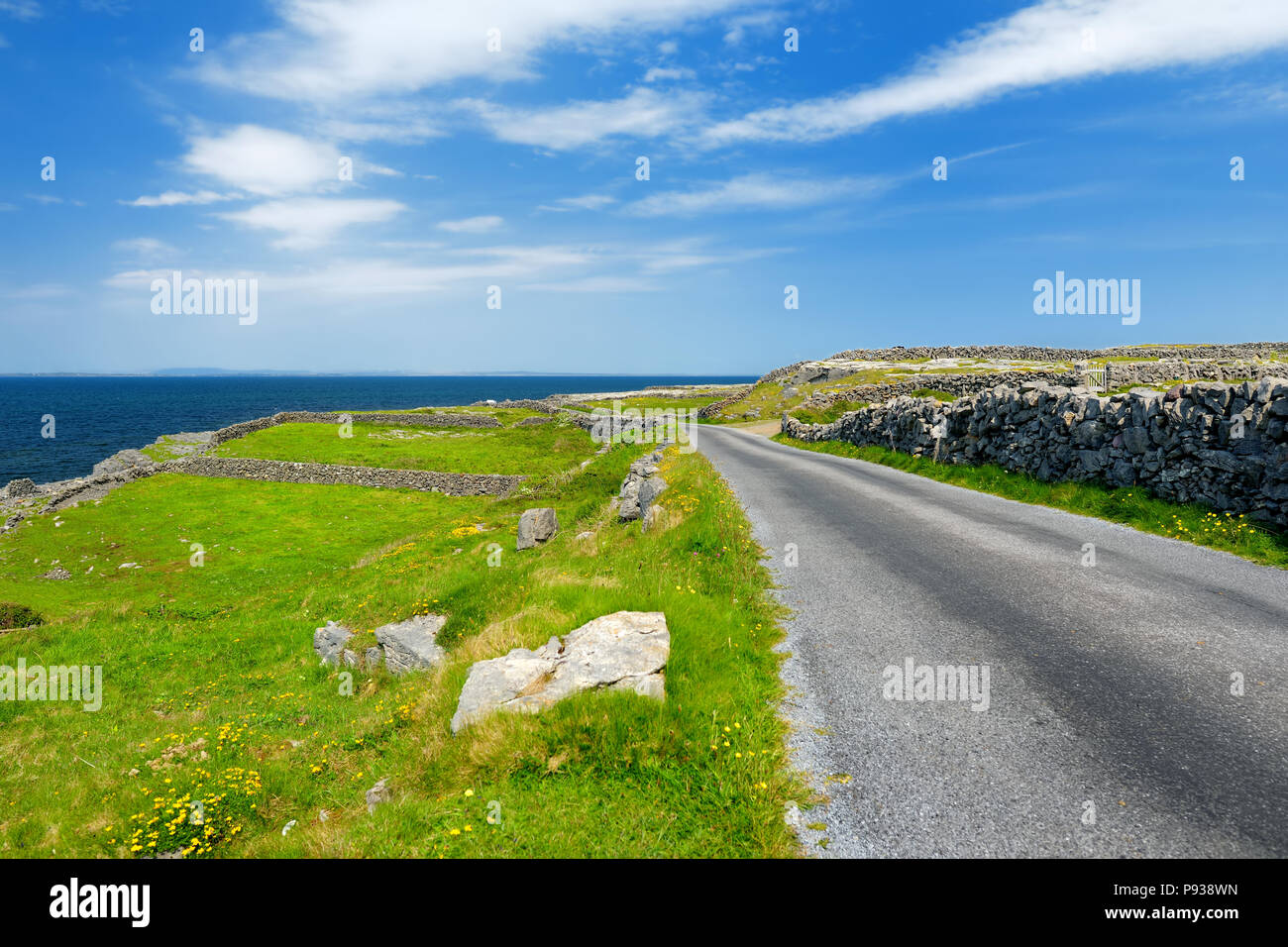 Aran island architecture hi-res stock photography and images - Alamy