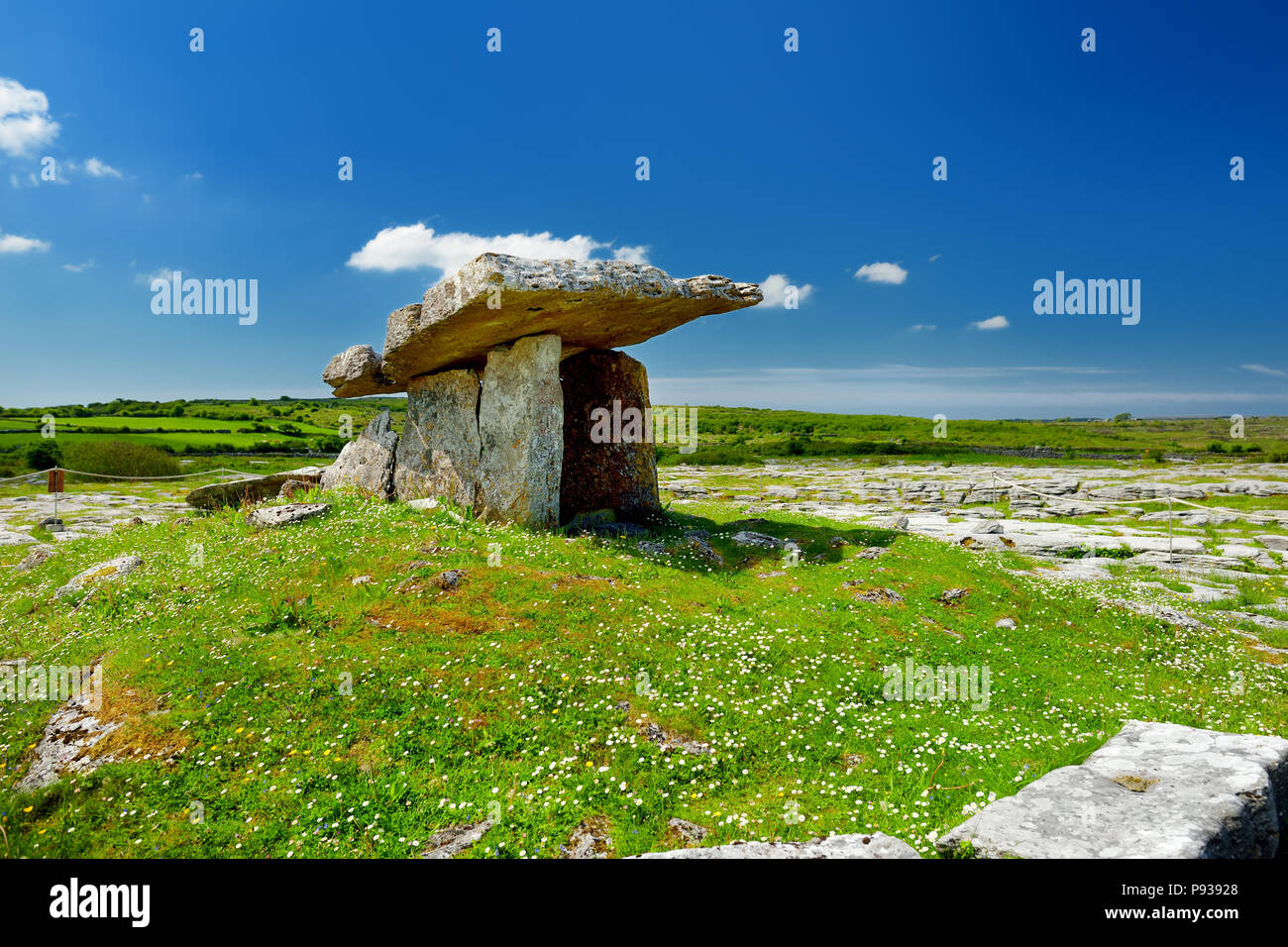 Neolithic burial rituals hi-res stock photography and images - Alamy