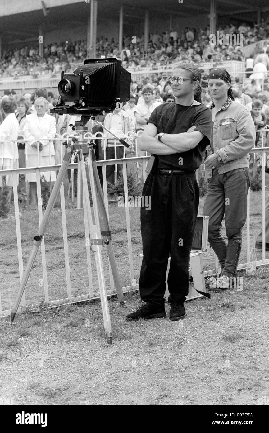 Hoppegarten, photographer behind a large-format camera Stock Photo