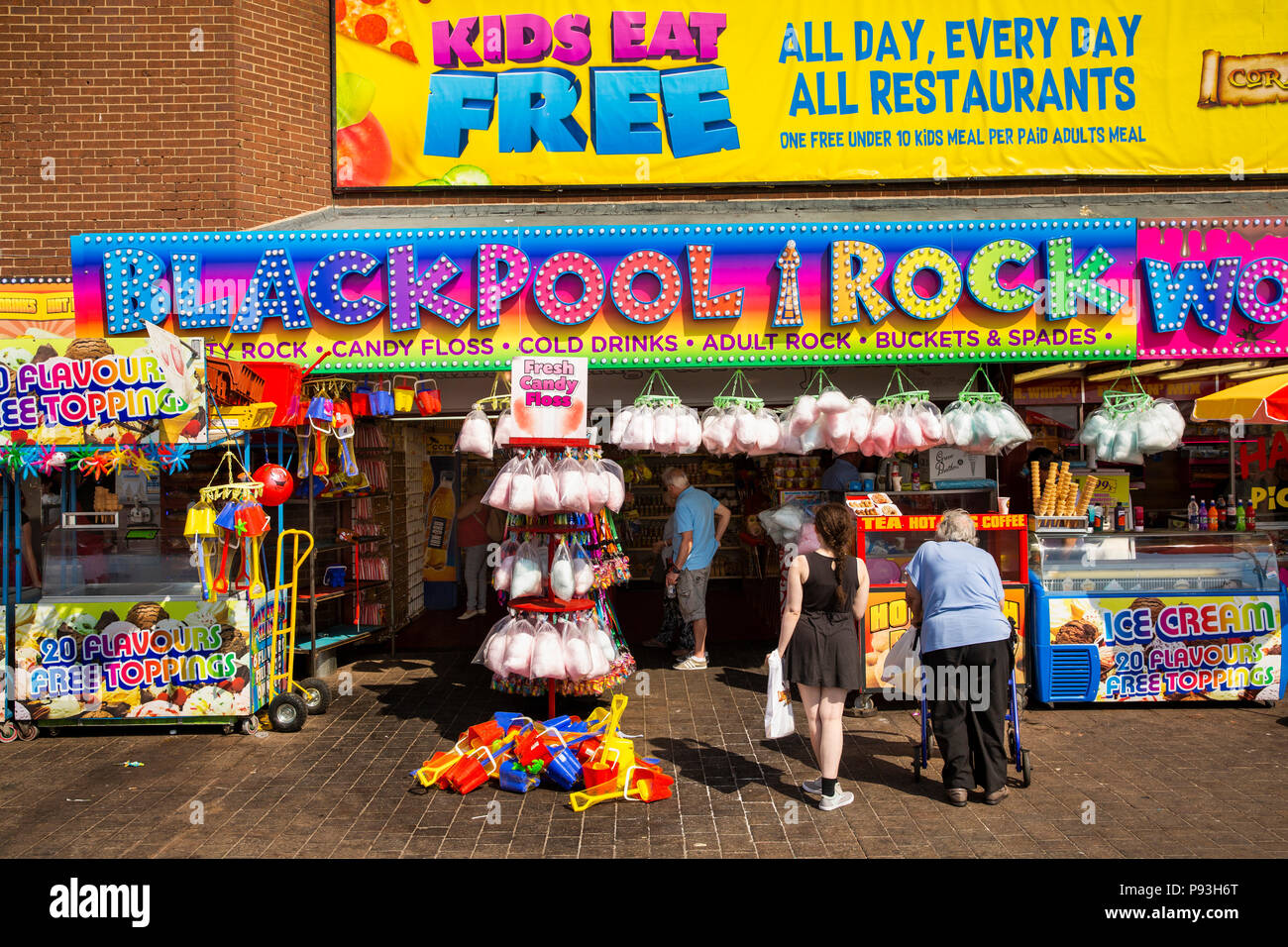 Lan365 UK, England, Lancashire, Blackpool, Promenade, Golden Mile, rock