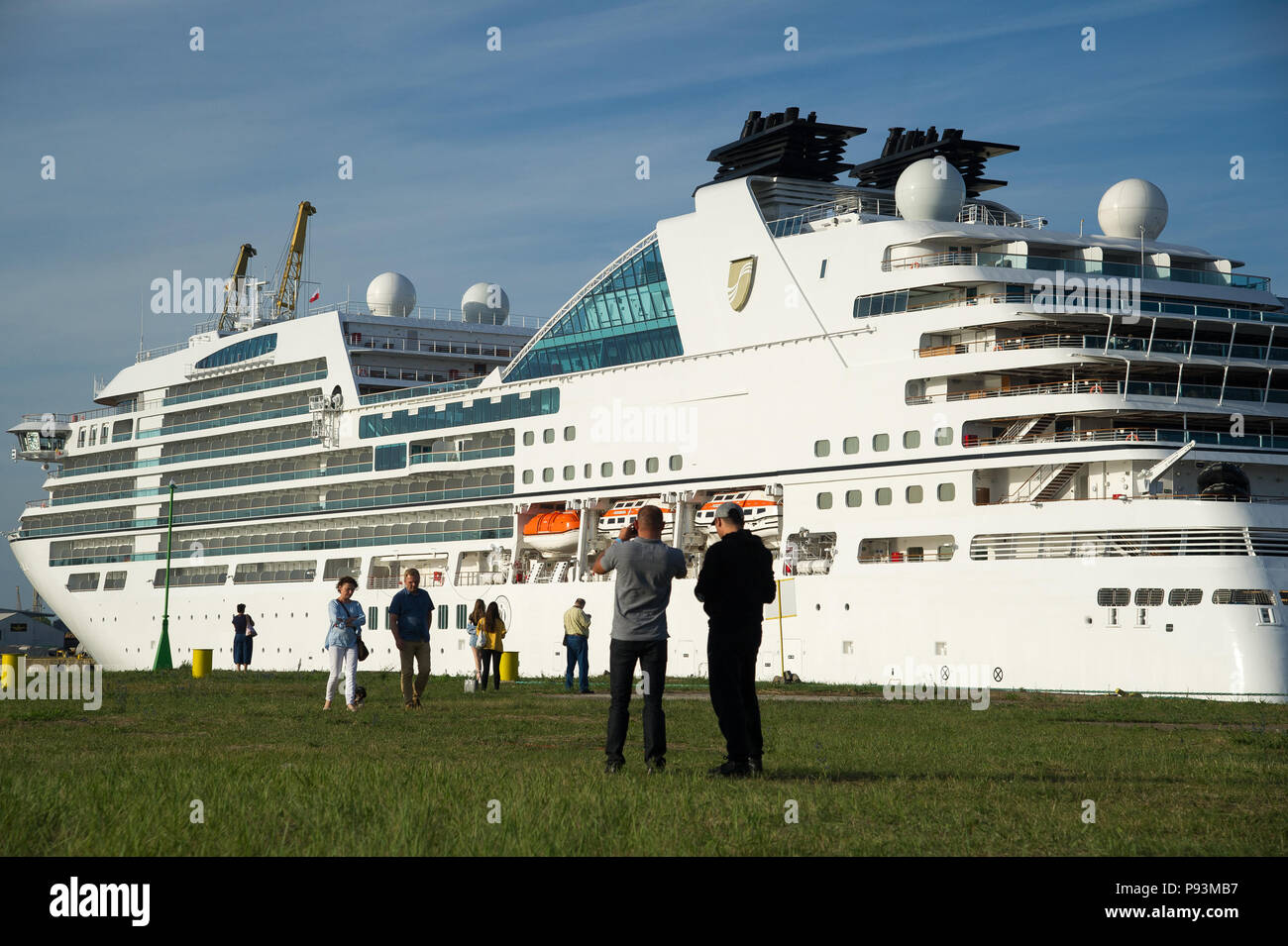 Cruise Ship Mv Seabourn Ovation Owned By Seabourn Cruise Line During Her Inaugural Season In Europe In Szczecin Poland June 14th 2018 C Wojciech Stro Stock Photo Alamy