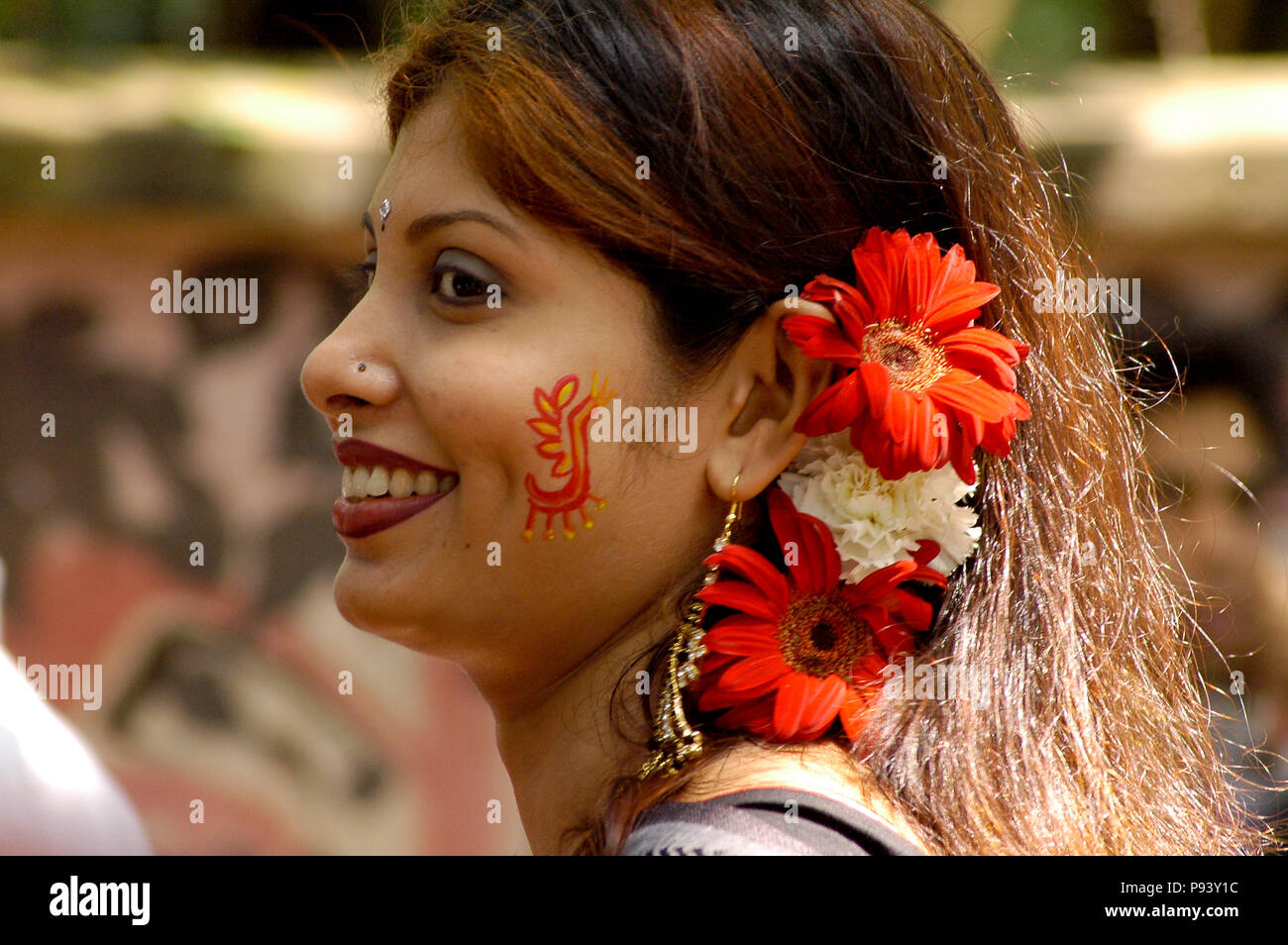 A young woman participates at the Bangla New Year Festival 1413 at Fine Arts Faculty of Dhaka University , Dhaka, Bangladesh. Stock Photo