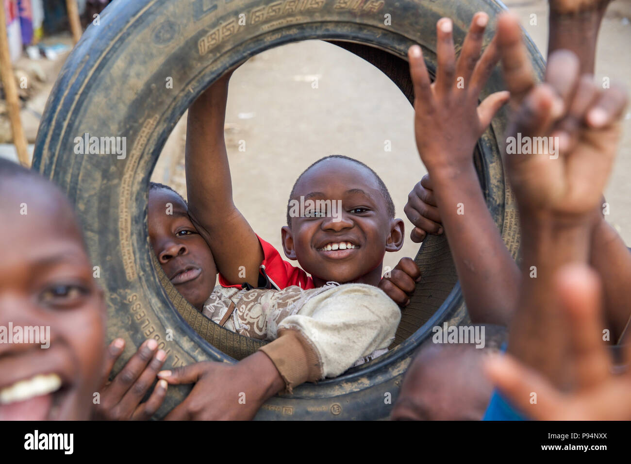People in Mathare a slum in Nairobi Stock Photo - Alamy