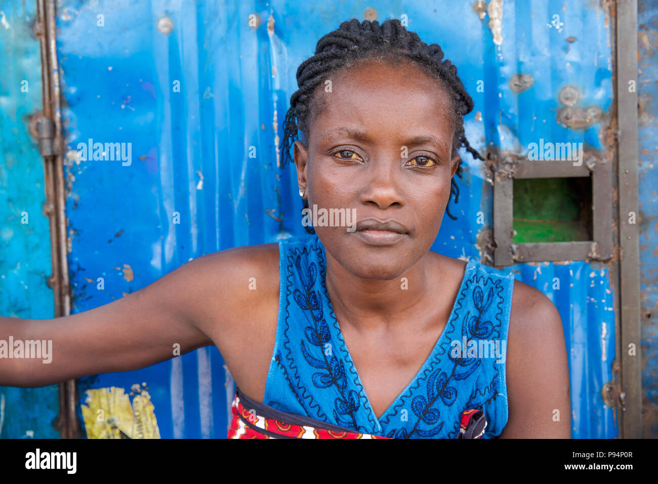 People in Mathare a slum in Nairobi Stock Photo - Alamy