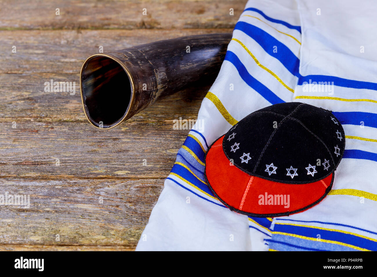 shofar ram's horn and tallit rosh hashanah jewesh holiday with Kippah and Talith Stock Photo Alamy