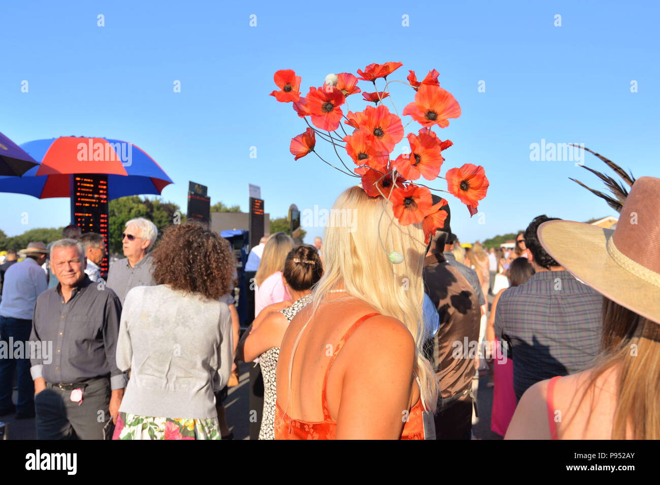 Red hat cheap races