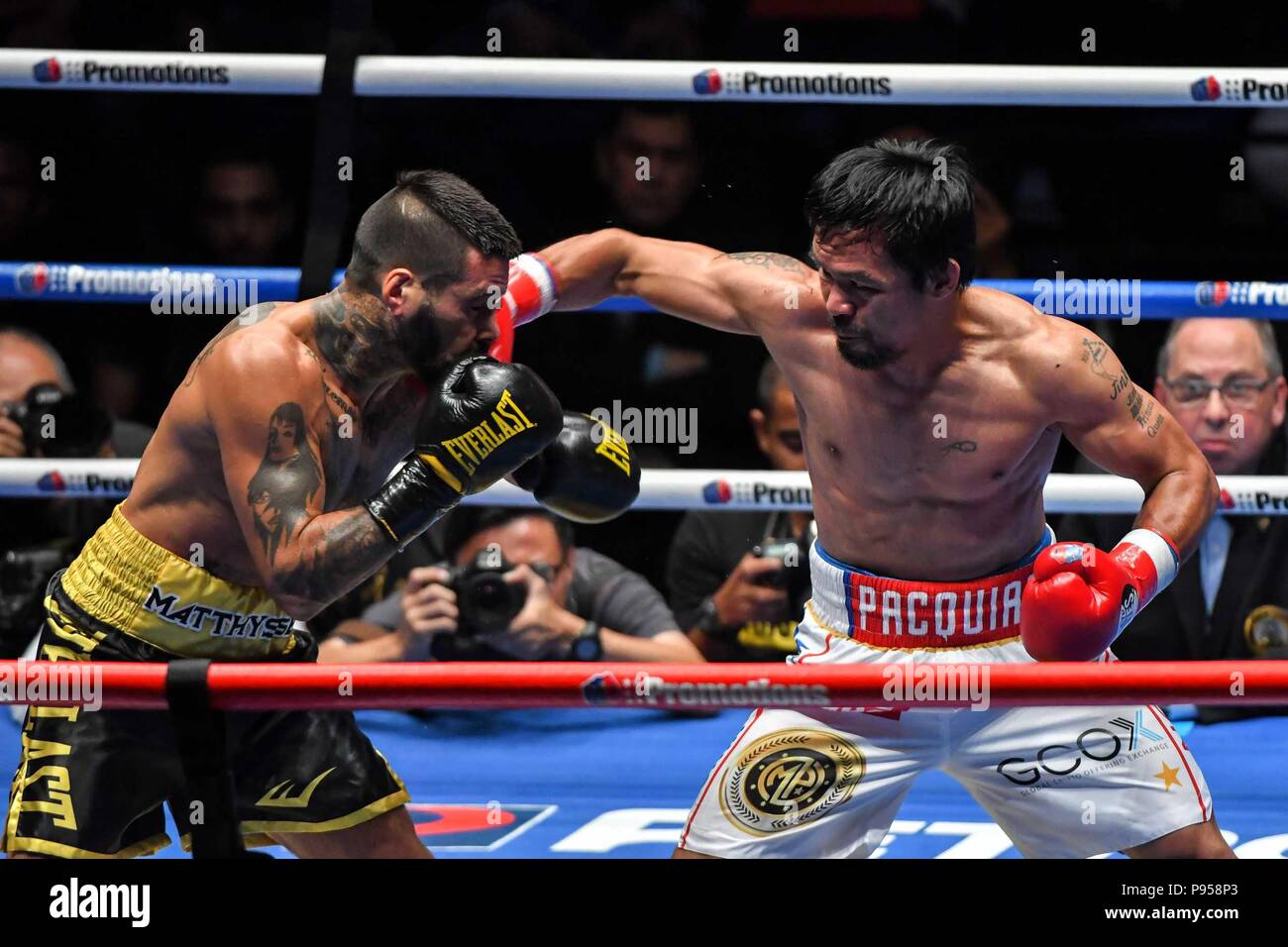 Russian boxer Troyanovsky defended his IBO and IBF world champion titles Russian boxer Troyanovsky defended his IBO and IBF world champion titles