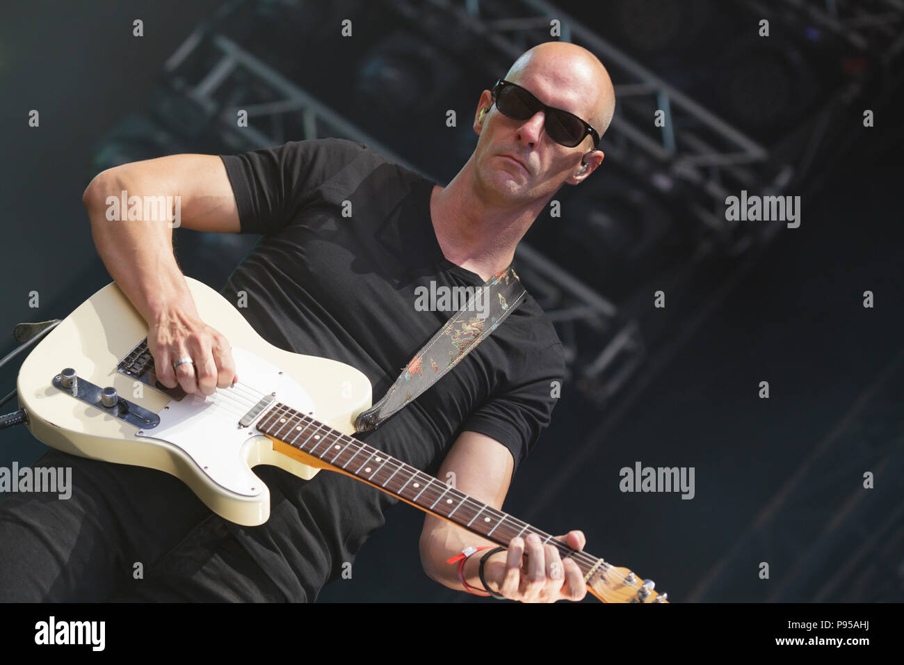 Tours, France. 14 Jul 2018. Ryan Davidson the lead guitarist of multi award winning Canadian Country superstar Gord Bamford’s band at the annual American Tours Festival, Tours, France. Credit: Julian Elliott/Alamy Live News Stock Photo