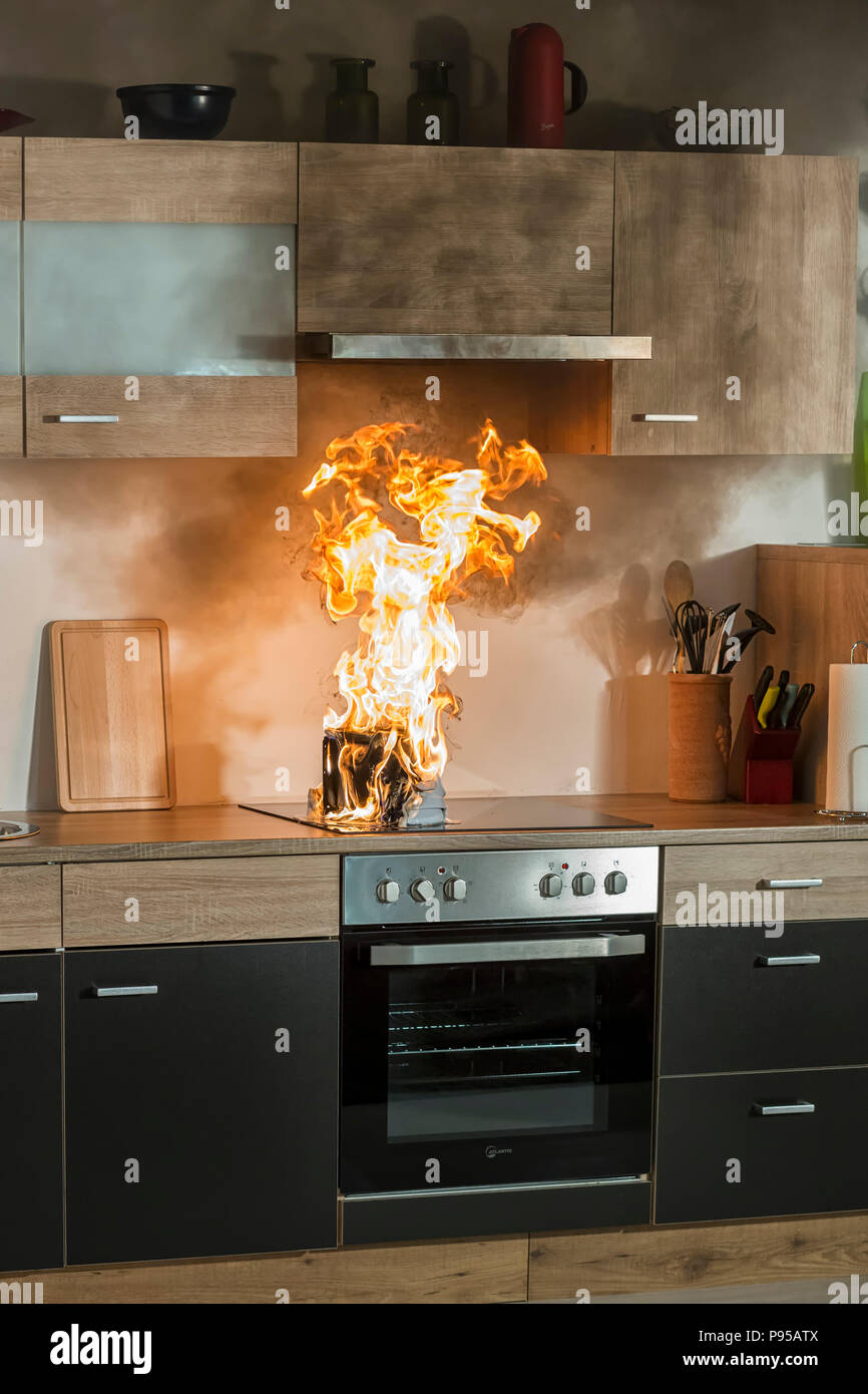 Toaster fire hi-res stock photography and images - Alamy