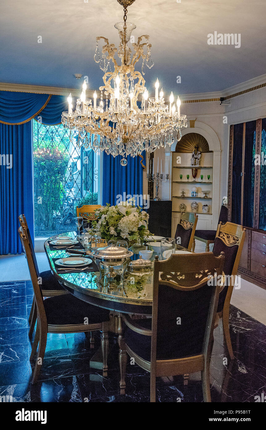 Elvis Presley's Graceland dining room Stock Photo - Alamy