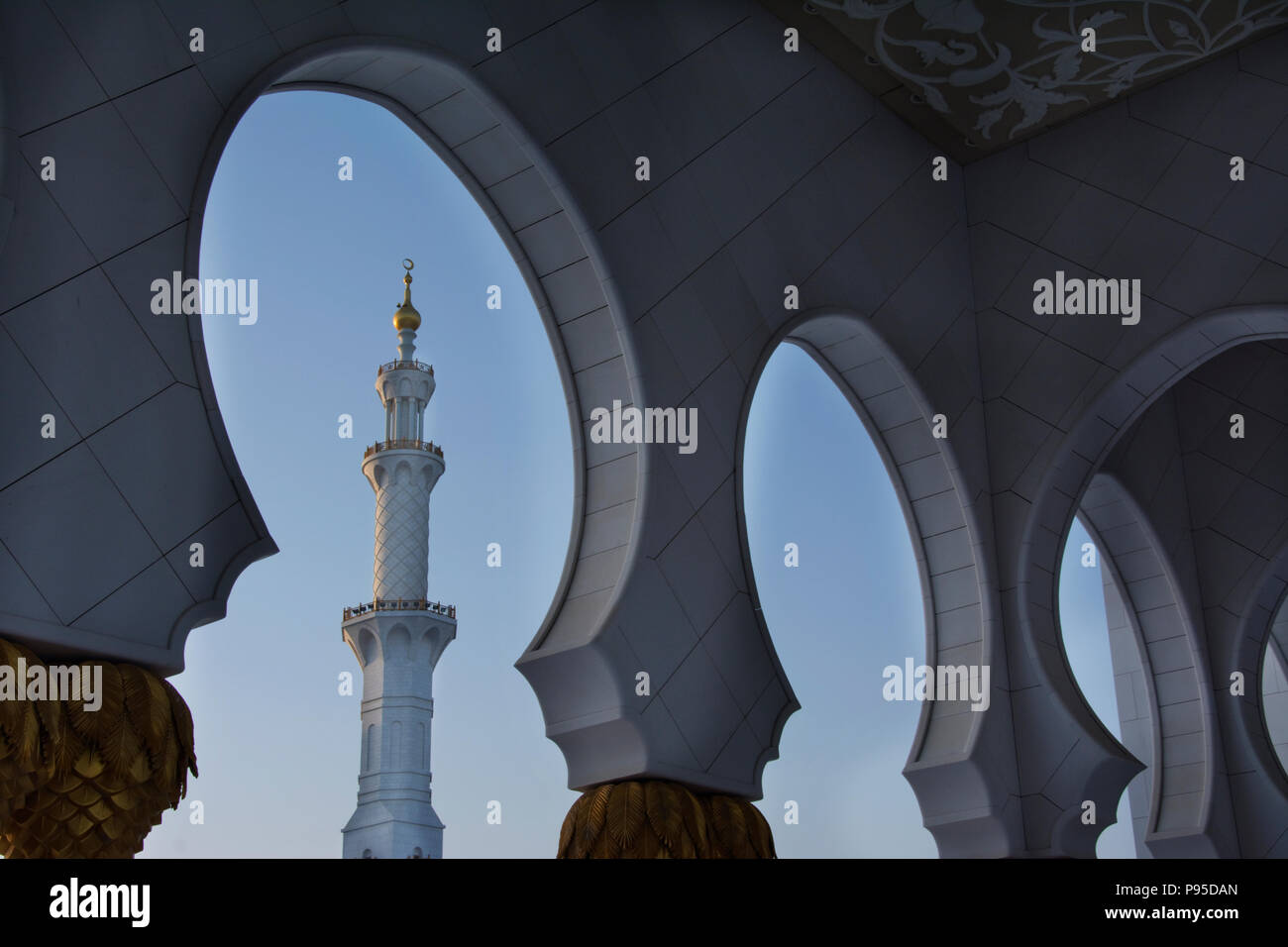 United Arab Emirates, UAE, Abu Dhabi City, Sheikh Zayed Grand Mosque,  constructed 1996 - 2007 Stock Photo