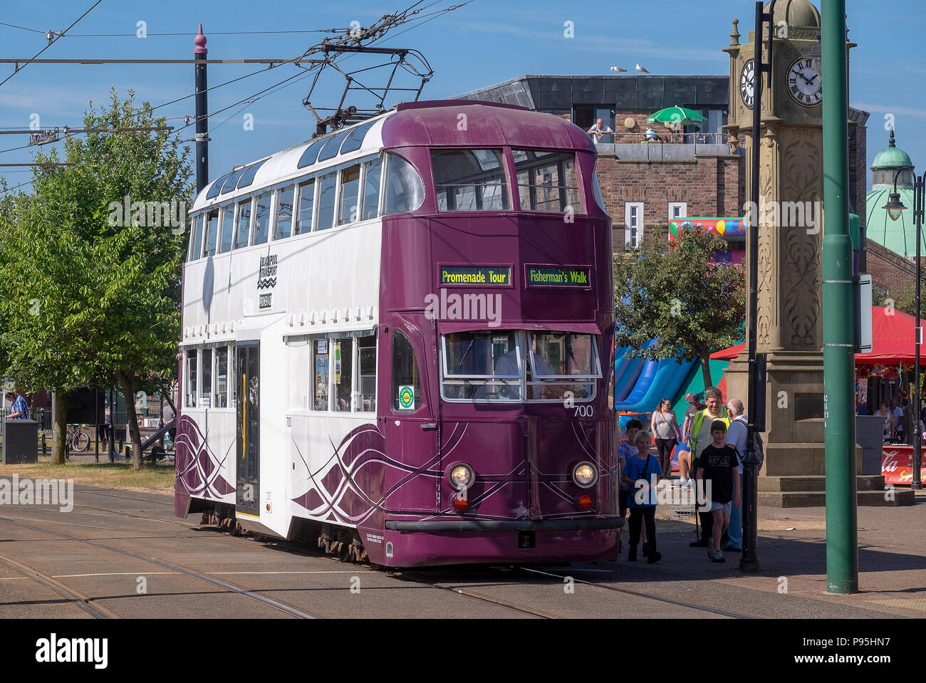Technology tourism travel uk hi-res stock photography and images - Alamy