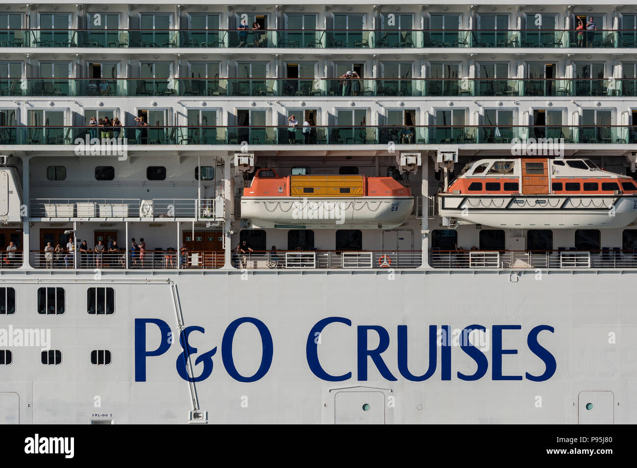 P And O Cruises Stock Photos P And O Cruises Stock Images Alamy