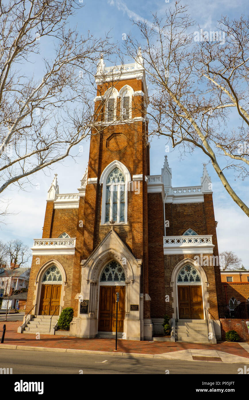 Christ Episcopal Church, 114 West Boscawen Street, Winchester, Virginia