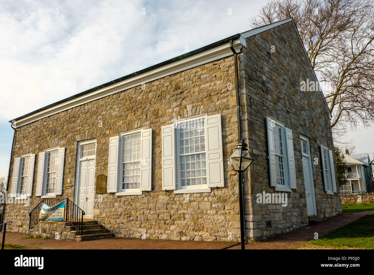 Old Stone Presbyterian Church, 304 East Piccadilly Street, Winchester