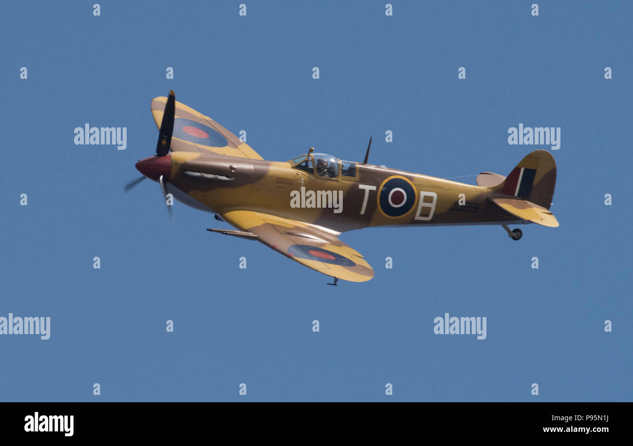 A pilot demonstrates the capabilities of the VS Spitfire during the 2018 Royal International Air Tattoo (RIAT) at RAF Fairford, United Kingdom (UK) on July 14, 2018. This year’s RIAT celebrated the 100th anniversary of the RAF and highlighted the United States’ ever-strong alliance with the UK. (U.S. Air Force photo by TSgt Brian Kimball) Stock Photo