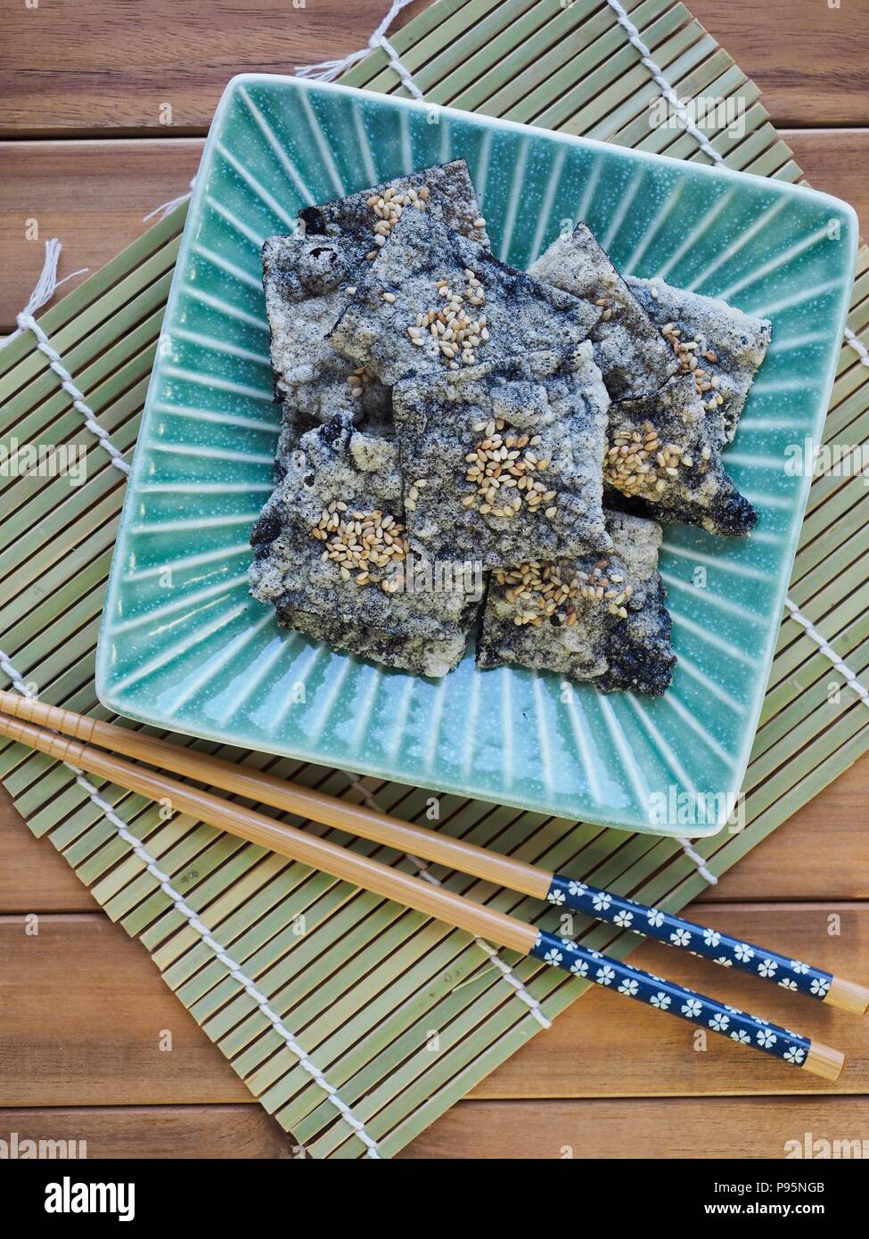 Korean food laver cracker Stock Photo Alamy