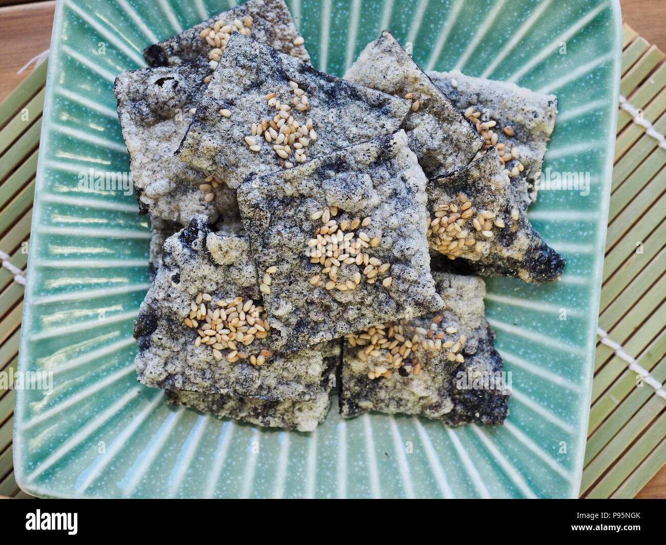 Korean food laver cracker Stock Photo Alamy