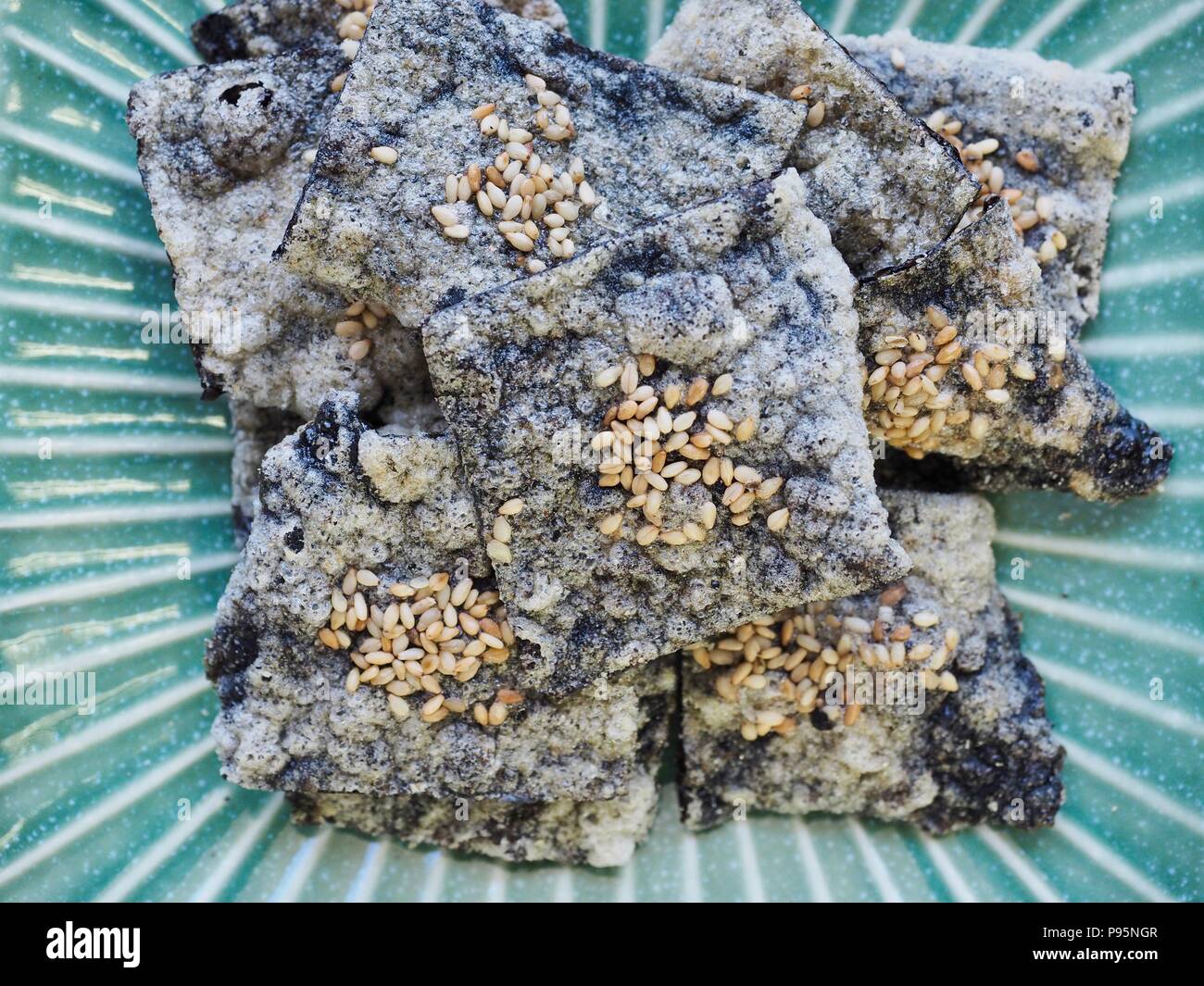 Korean food laver cracker Stock Photo Alamy