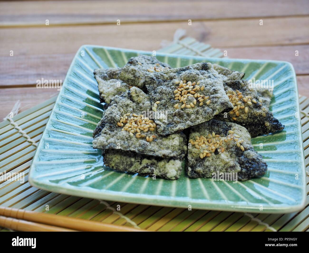 Korean food laver cracker Stock Photo Alamy