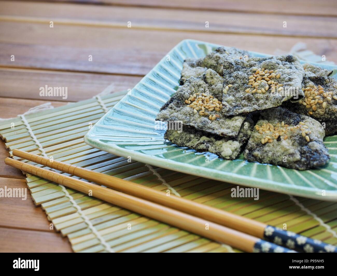 Korean food laver cracker Stock Photo Alamy