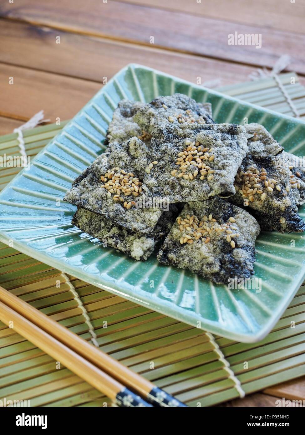 Korean food laver cracker Stock Photo Alamy