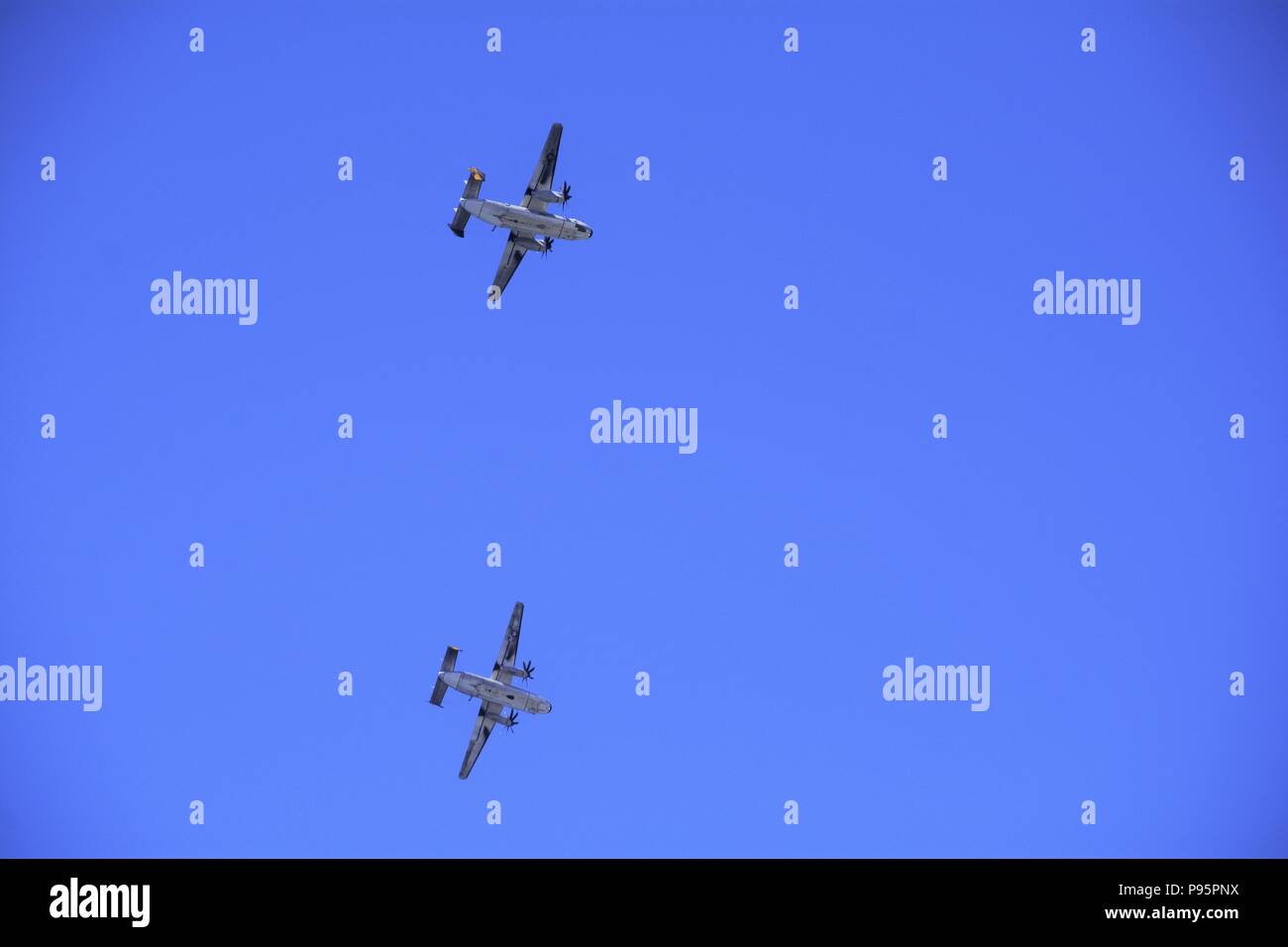 Grumman c 2 greyhound hires stock photography and images Alamy