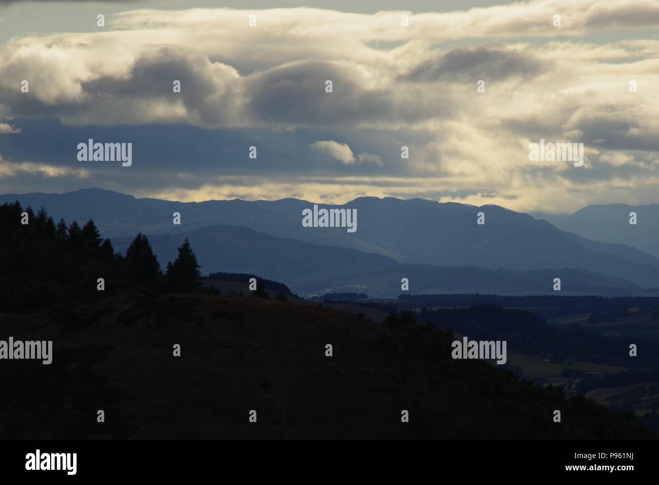 Perth skyline scotland hi-res stock photography and images - Alamy