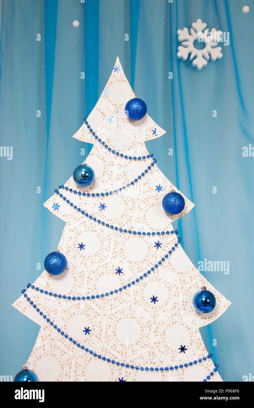 White christmas tree blue balls hi-res stock photography and images - Alamy