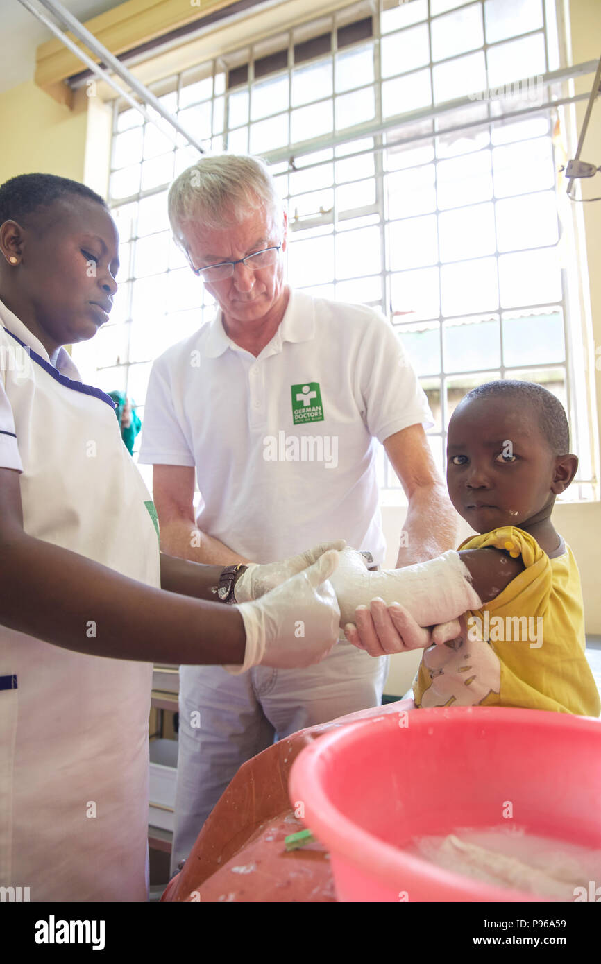 German Doctors Mathare Mathare slums hi-res stock photography and images - Alamy