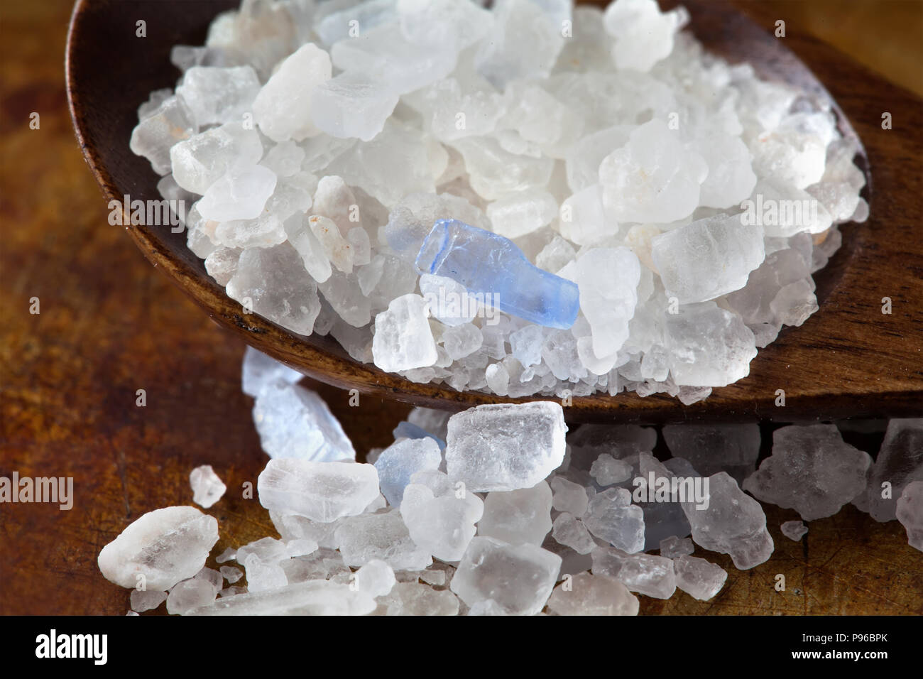 Nacl – галит (каменная соль). морская соль. минеральное сырье соли. поваренная соль. каменная, морская и поваренная соли.