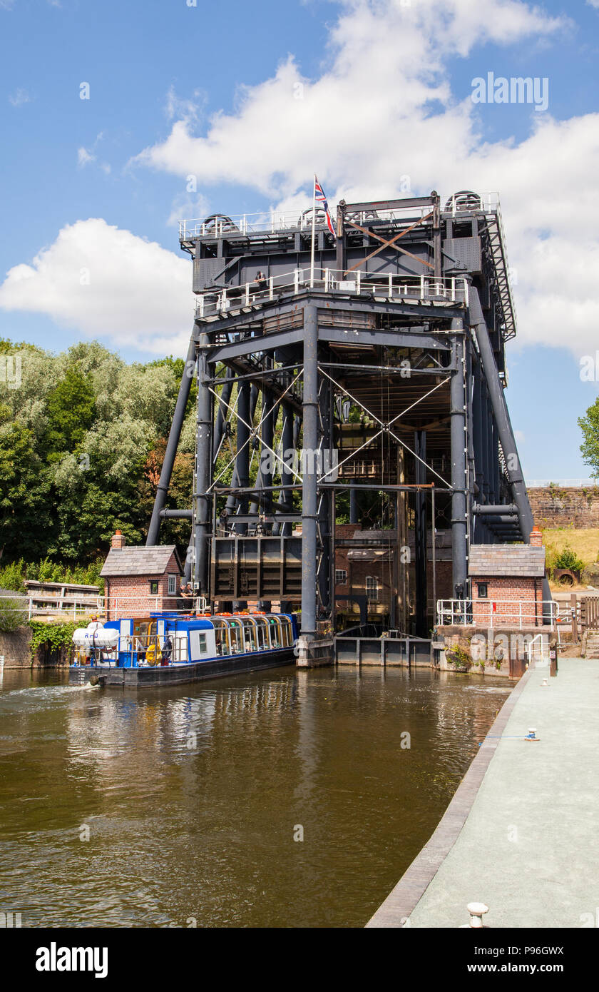 The Anderton boat lift near Northwich Cheshire built by Edwin Clark 1875 to lift boats 50 feet from the river Weaver  to the Trent and Mersey canal Stock Photo