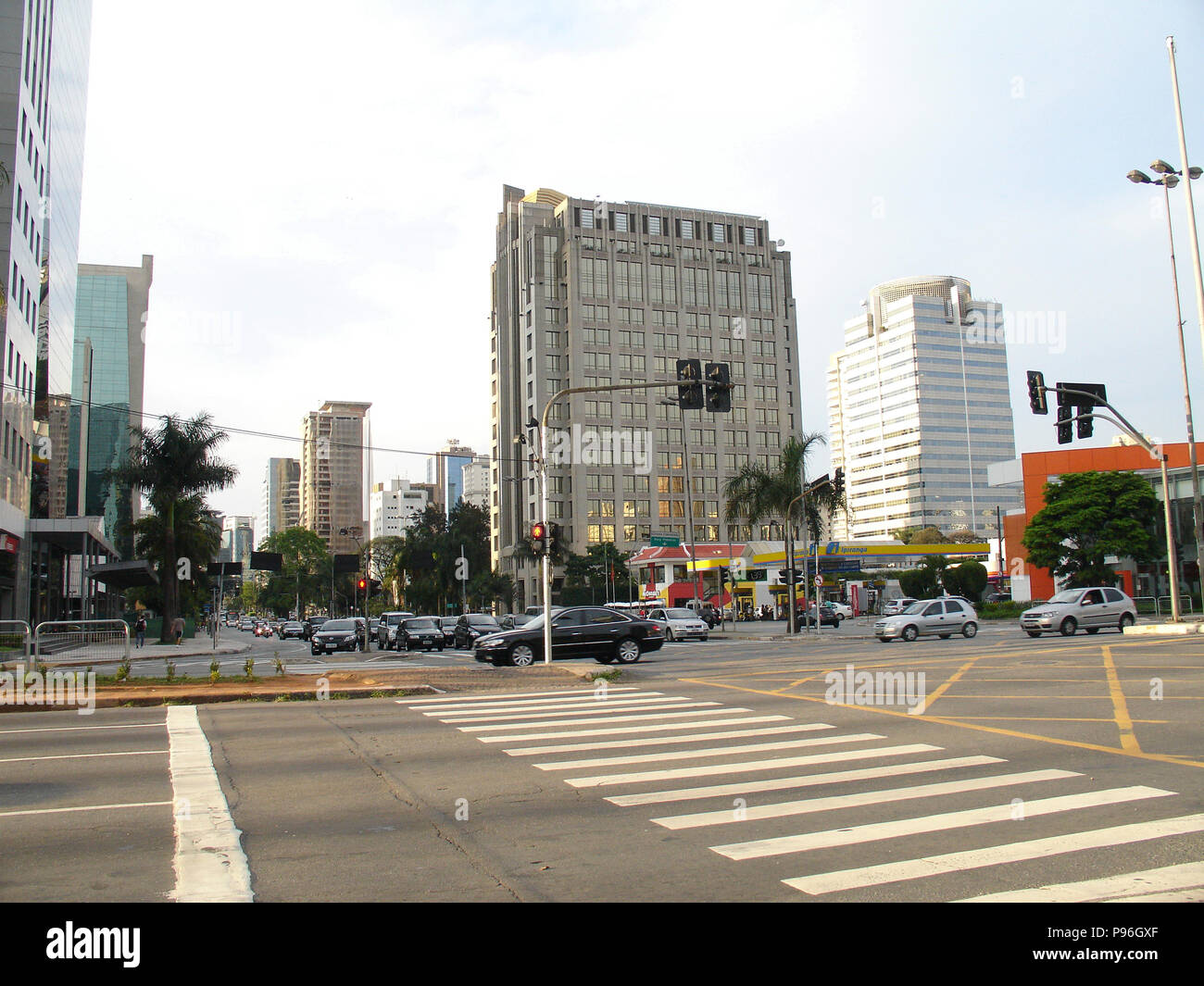 Building, Juscelino Kubitschek Avenue, Itaim Bibi, São Paulo, Brazil Stock Photo Alamy