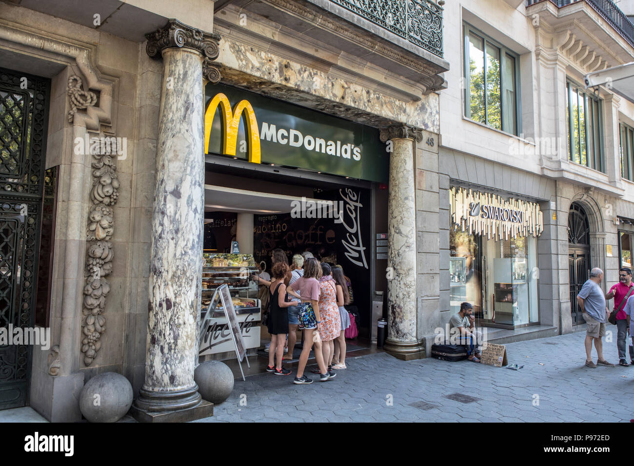 Spain Mcdonalds High Resolution Stock Photography and Images - Alamy