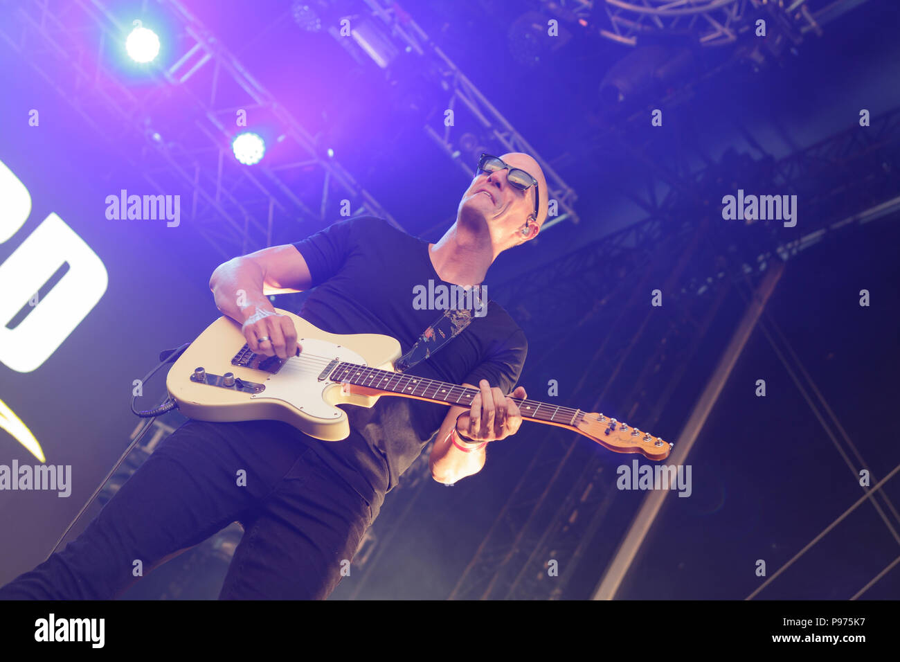 Tours, France. 14 Jul 2018. Ryan Davidson the lead guitarist of multi award winning Canadian Country superstar Gord Bamford’s band at the annual American Tours Festival, Tours, France. Credit: Julian Elliott/Alamy Live News Stock Photo