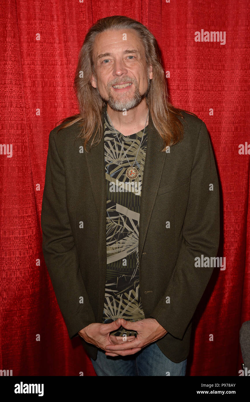 Steve whitmire hi-res stock photography and images - Alamy