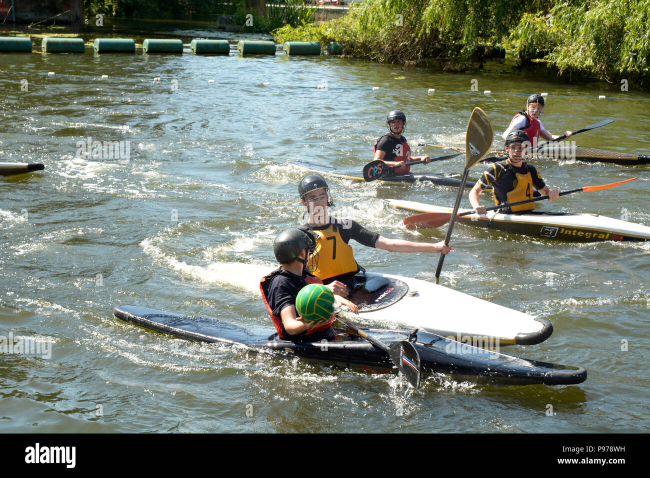 Bedford, England. 15 July 2018 Canoe water polo match between two