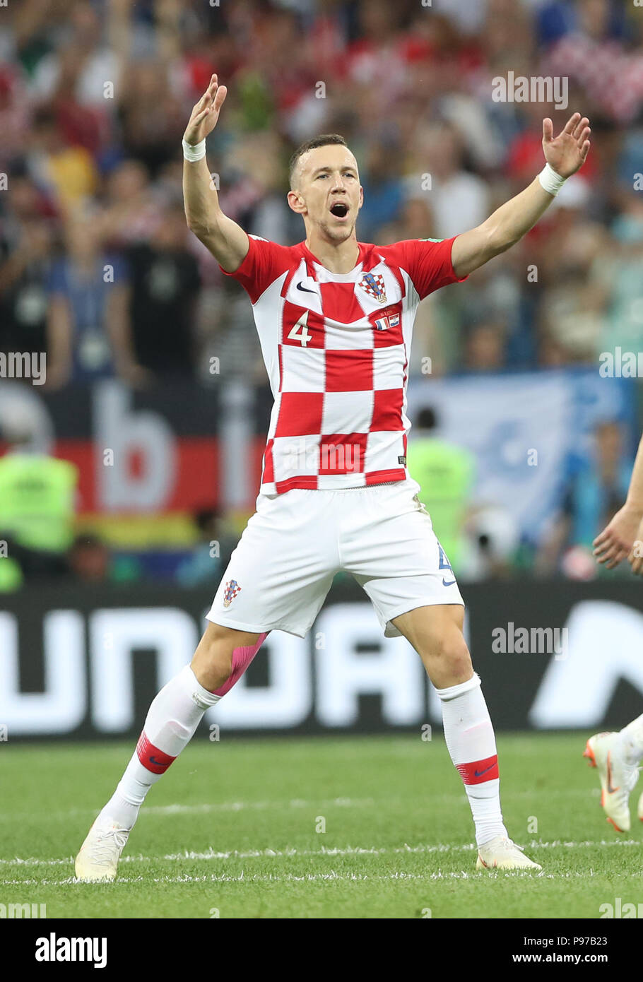 (180715) -- MOSCOW, July 15, 2018 (Xinhua) -- Ivan Perisic of Croatia celebrates scoring during the 2018 FIFA World Cup final match between France and Croatia in Moscow, Russia, July 15, 2018. (Xinhua/Cao Can) Stock Photo