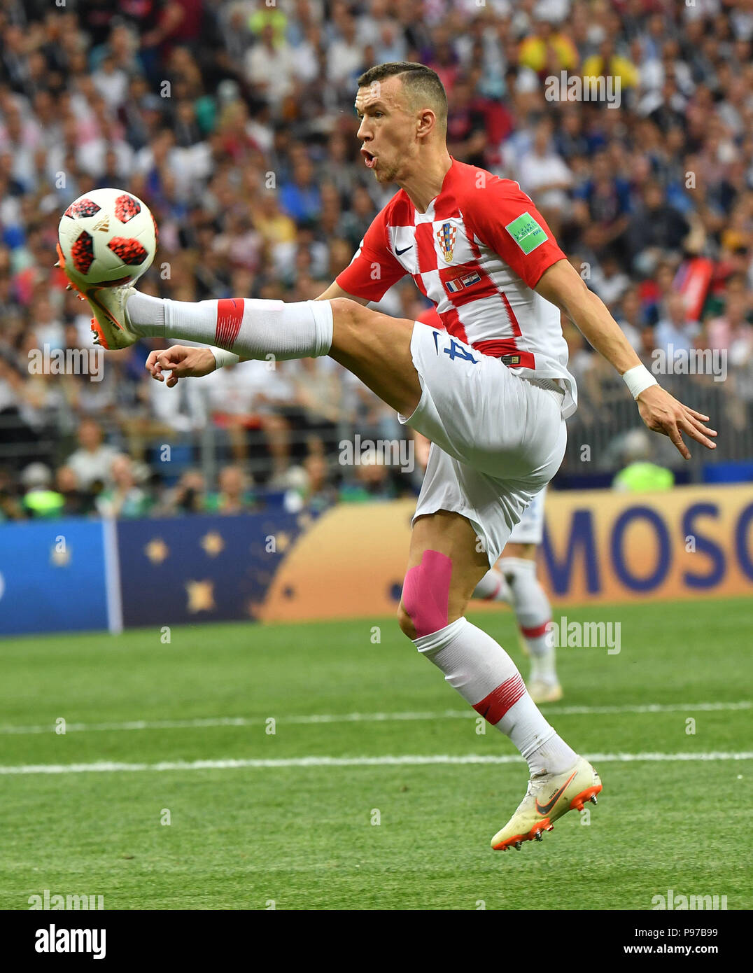 (180715) -- MOSCOW, July 15, 2018 (Xinhua) -- Ivan Perisic of Croatia controls the ball during the 2018 FIFA World Cup final match between France and Croatia in Moscow, Russia, July 15, 2018. (Xinhua/Li Ga) Stock Photo