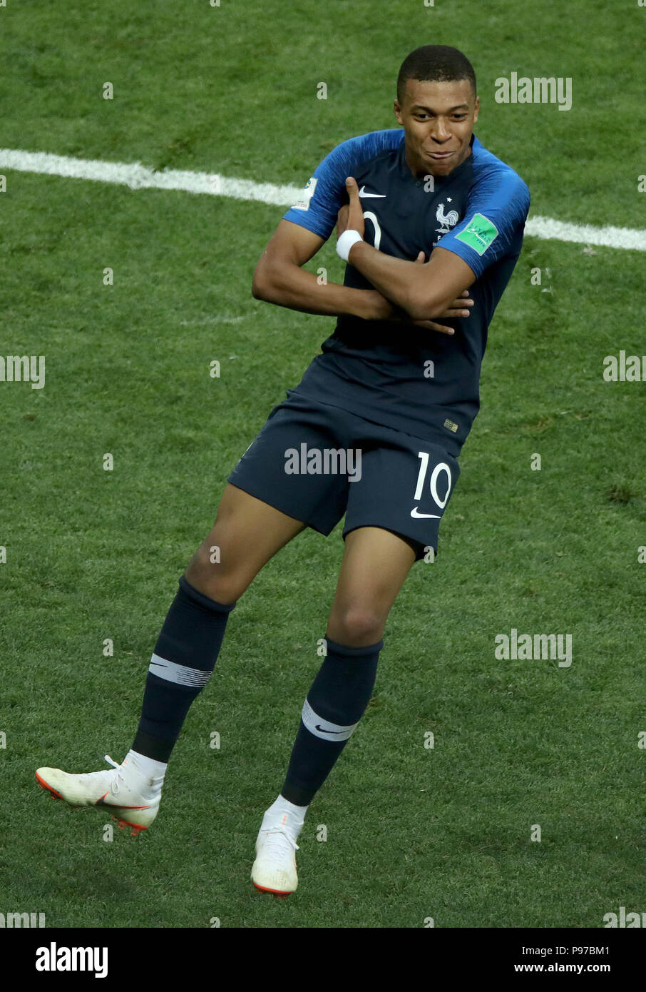 (180715) -- MOSCOW, July 15, 2018 (Xinhua) -- Kylian Mbappe of France celebrates scoring during the 2018 FIFA World Cup final match between France and Croatia in Moscow, Russia, July 15, 2018. (Xinhua/Wu Zhuang) Stock Photo