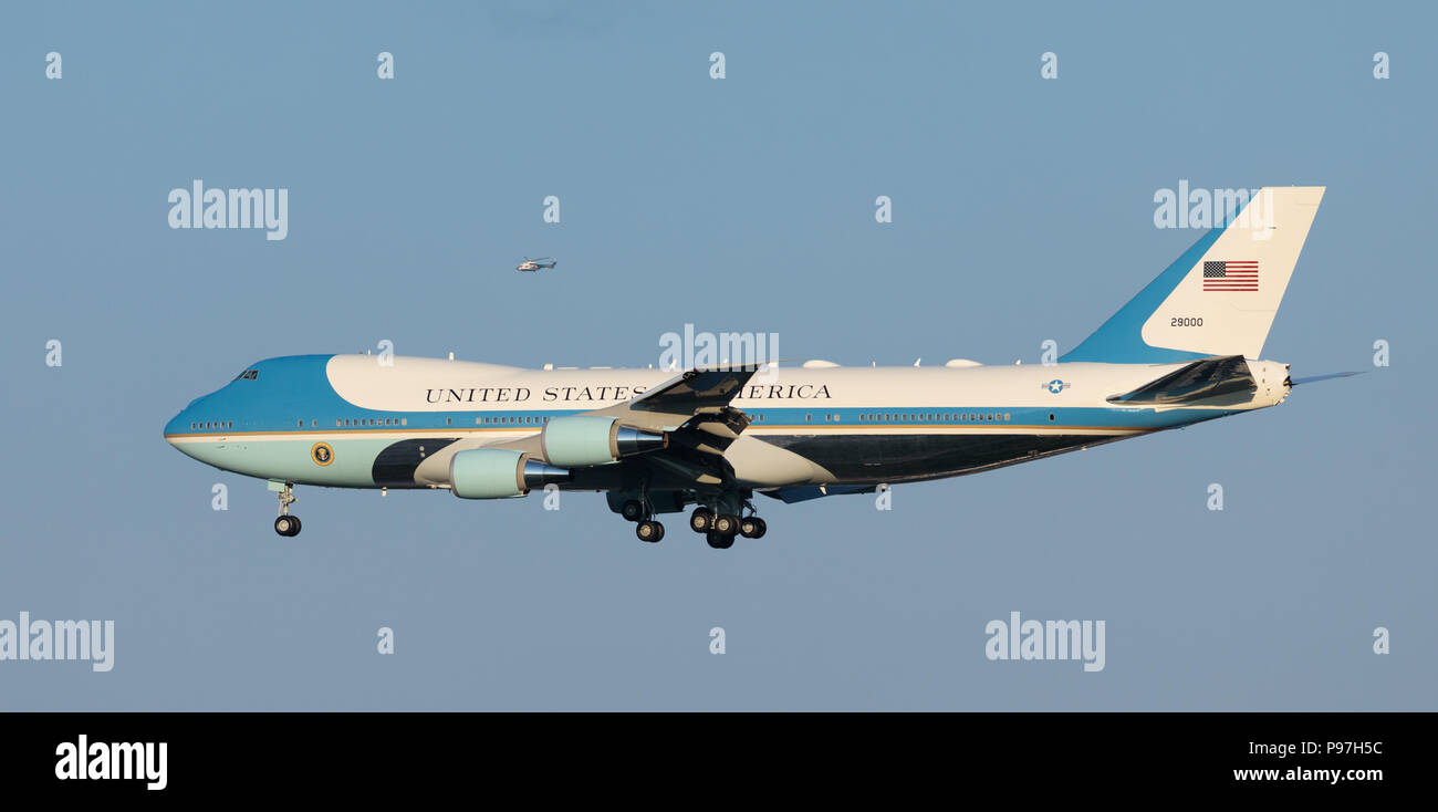 Helsinki, Finland. 15th July 2018. Air Force One in final approach for landing on Helsinki-Vantaa airport carrying Donald Trump for the summit between the Presidents of the USA and Russian Federation on 15 July 2018. Credit: Hannu Mononen/Alamy Live News Stock Photo