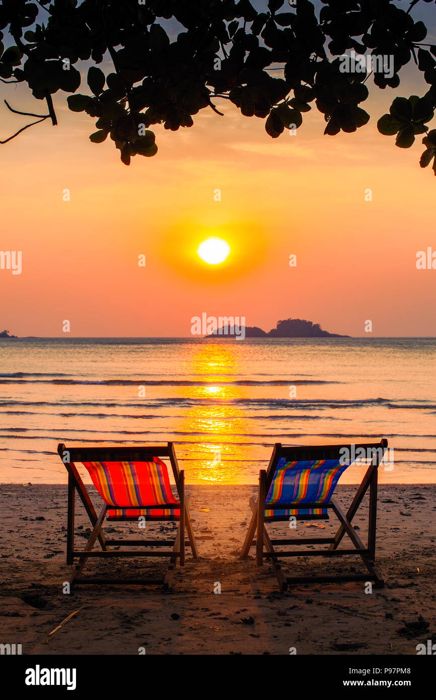 Page 3 Tropical Sunset Two Beach Chairs High Resolution Stock Photography And Images Alamy