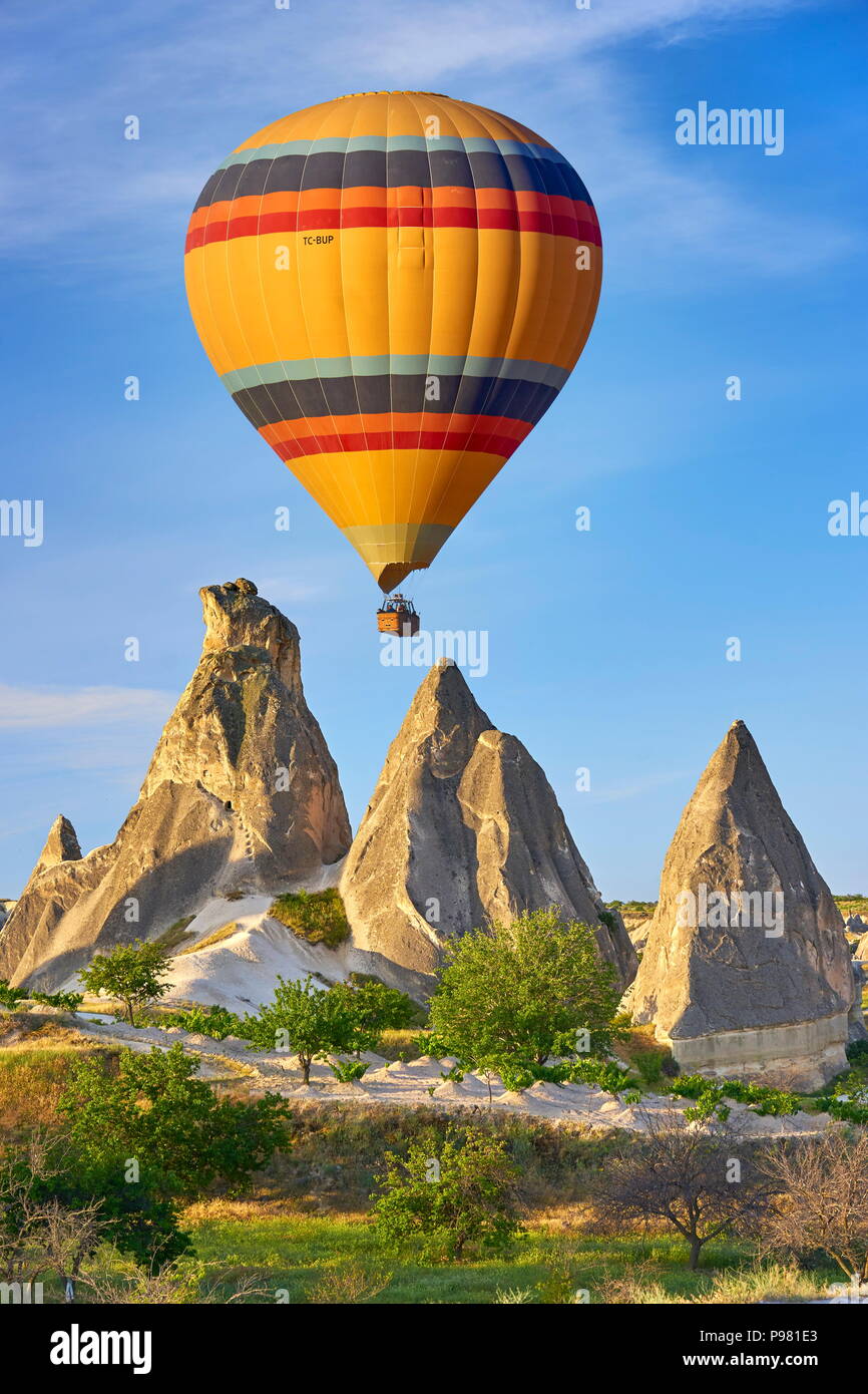 Hot air balloon, Goreme, Cappadocia, Anatolia, Turkey Stock Photo