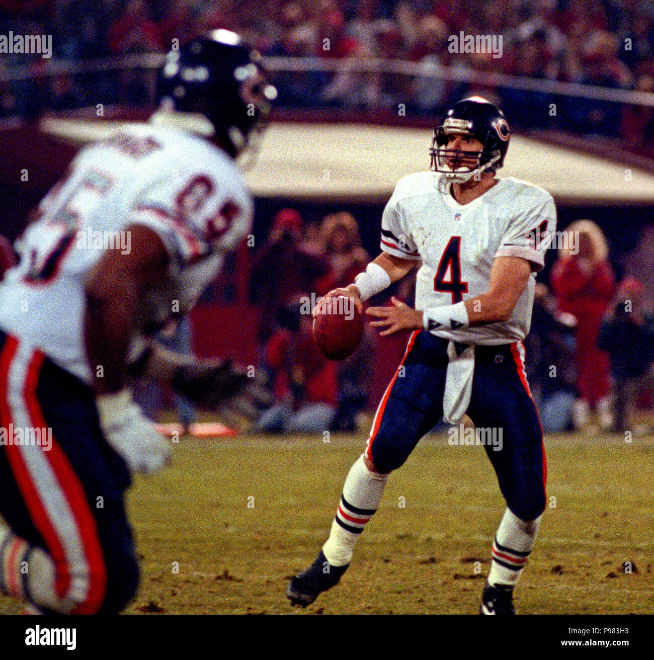 San Francisco, California, USA. 23rd Dec, 1991. San Francisco 49ers vs. Chicago  Bears at Candlestick Park Monday, December 23, 1991. 49ers beat Bears  52-14. 49er linebacker Mitch Donahue Credit: Al Golub/ZUMA Wire/Alamy