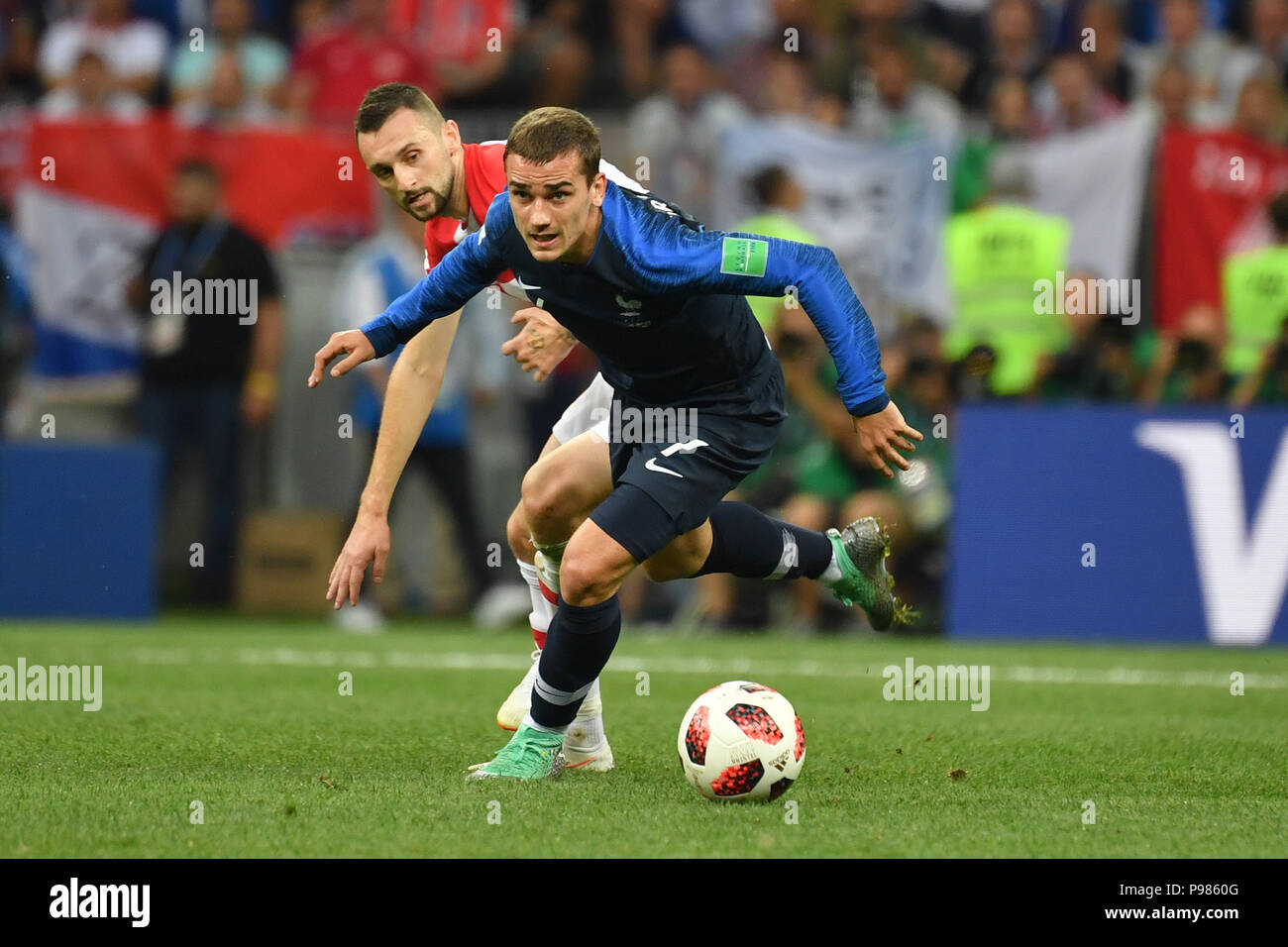 Antoine GRIEZMANN (FRA), action, duels versus Marcelo BROZOVIC (CRO). France (FRA) - Croatia (CRO) 4-2, Final, Game 64, on 15.07.2018 in Moscow; Luzhniki Stadium. Football World Cup 2018 in Russia from 14.06. - 15.07.2018. | usage worldwide Stock Photo
