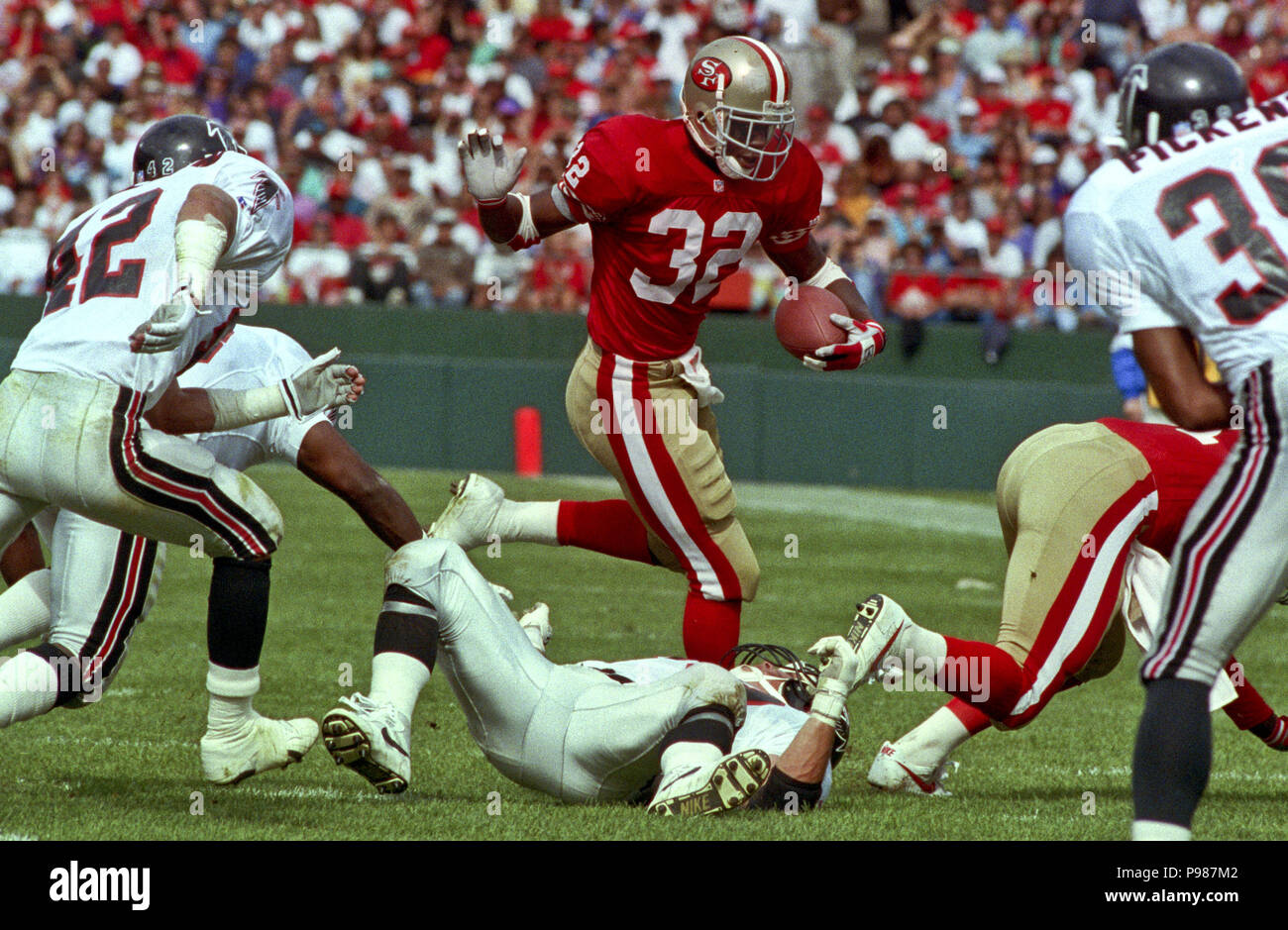 San Francisco, California, USA. 18th Oct, 1992. San Francisco 49ers vs. Atlanta  Falcons at Candlestick Park Sunday, October 18, 1992. 49ers Beat Falcons  56-17. Atlanta Falcons running back Keith L. Jones (38)