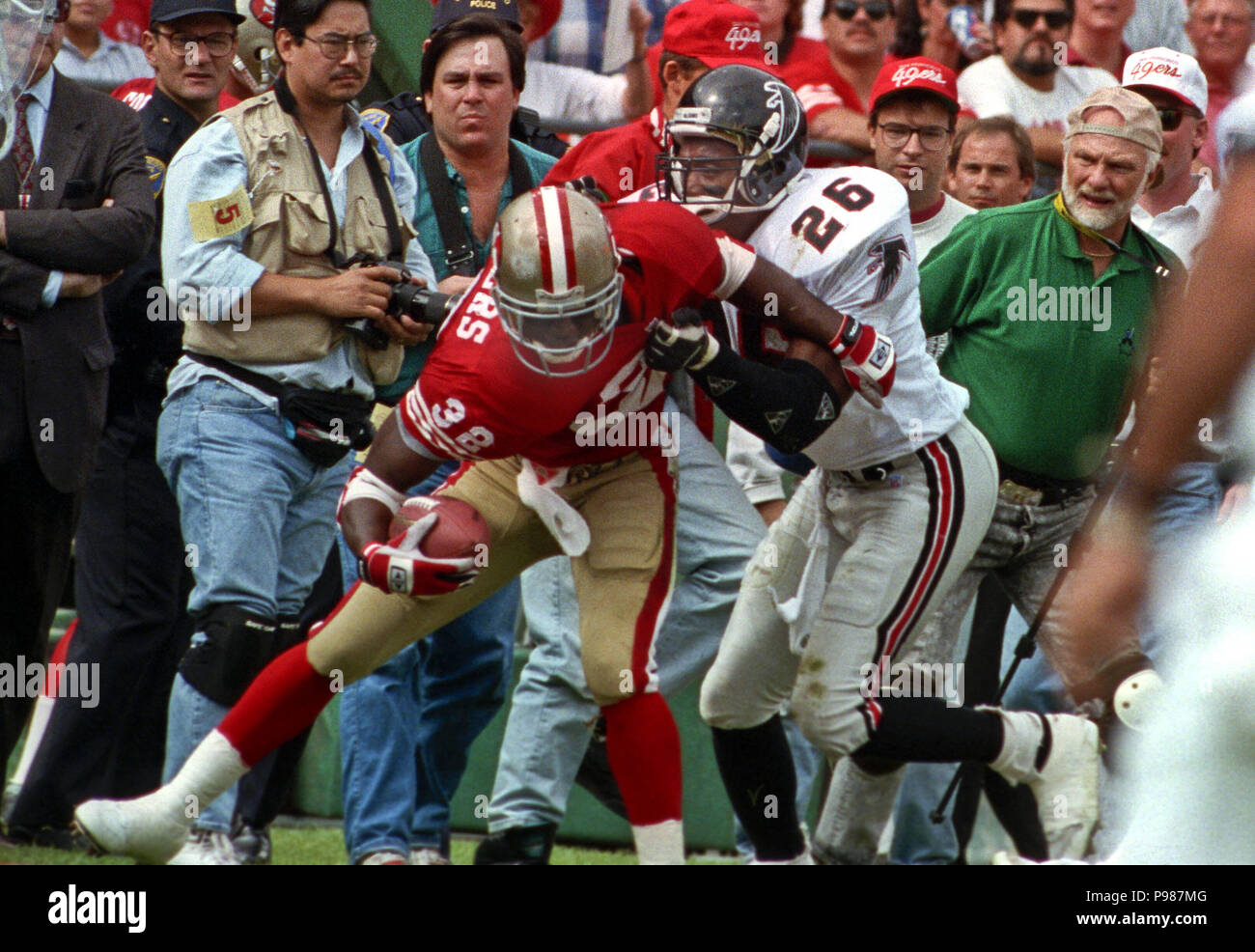 San Francisco, California, USA. 18th Oct, 1992. San Francisco 49ers vs. Atlanta  Falcons at Candlestick Park Sunday, October 18, 1992. 49ers Beat Falcons  56-17. Atlanta Falcons running back Keith L. Jones (38)