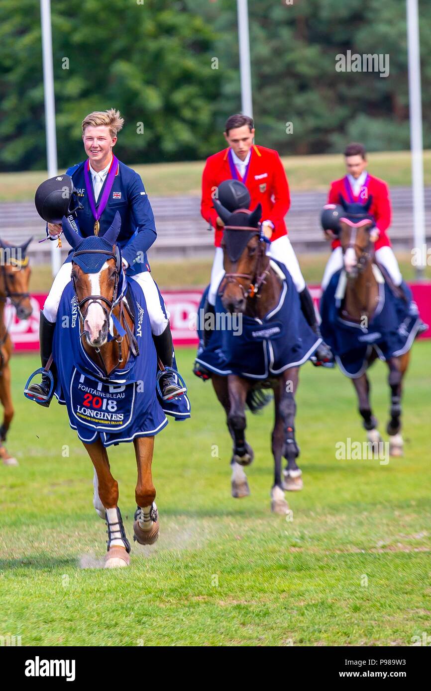 Fontainebleu harry charles hi-res stock photography and images - Alamy